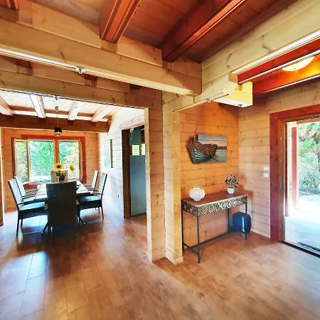 Luxury Wooden With Pool, The Nest Villa *