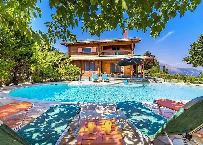 Luxury Wooden With Pool, The Nest *