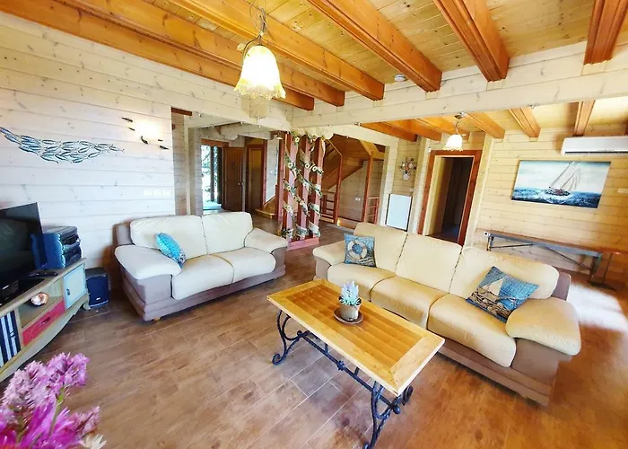 Luxury Wooden With Pool, The Nest 别墅 *