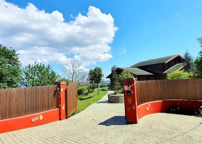 Luxury Wooden With Pool, The Nest 别墅 卡托克拉克阿纳